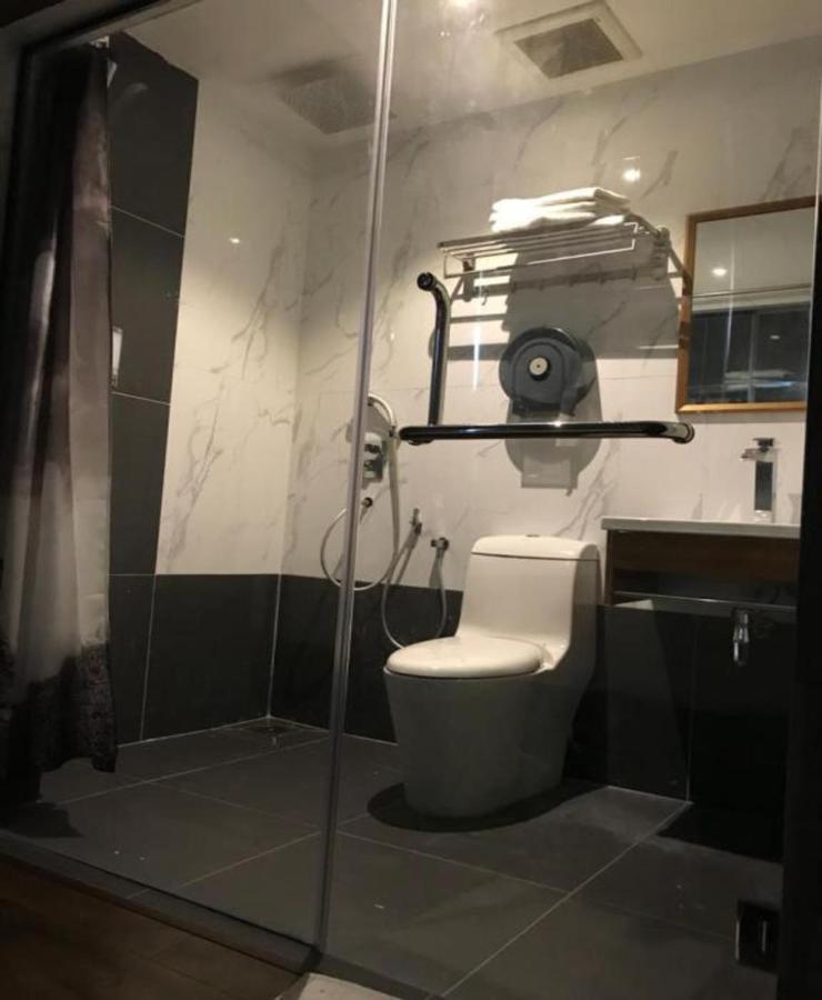 Time Hotel Seremban Kültér fotó